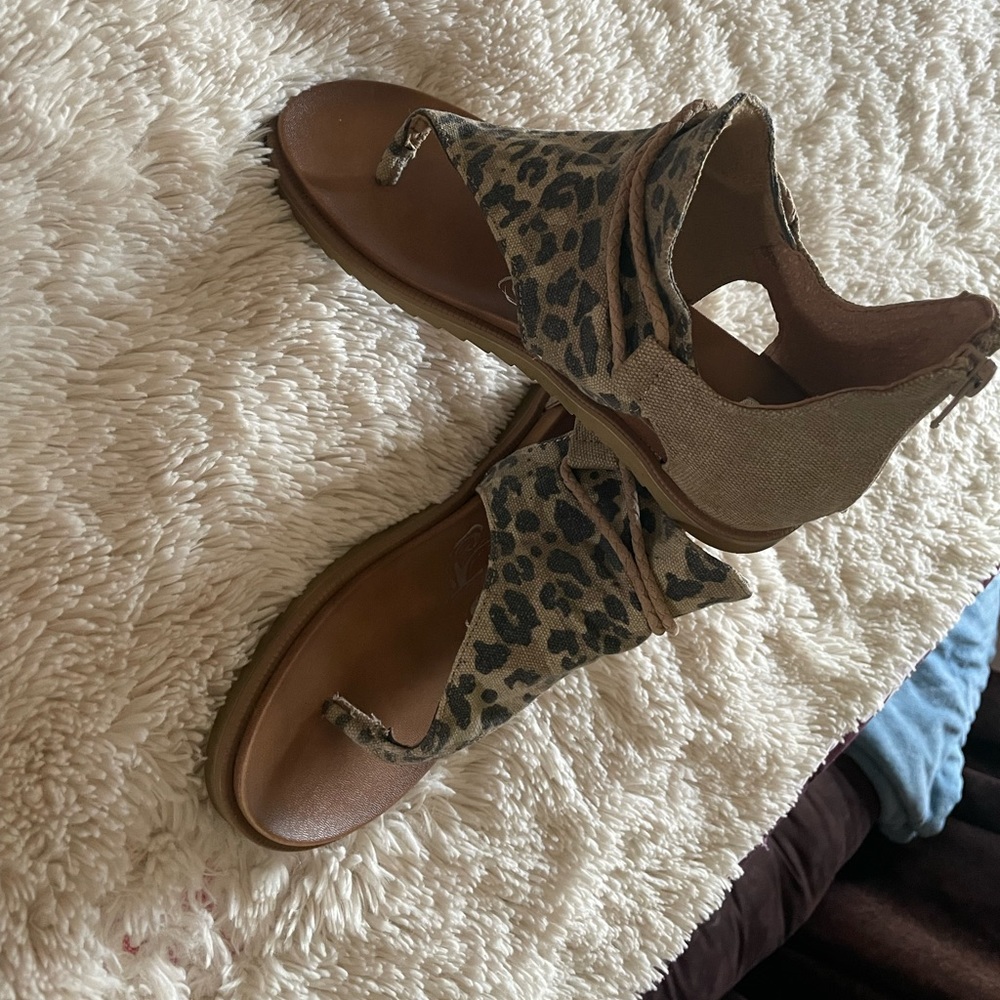 Leopard print Very G sandals